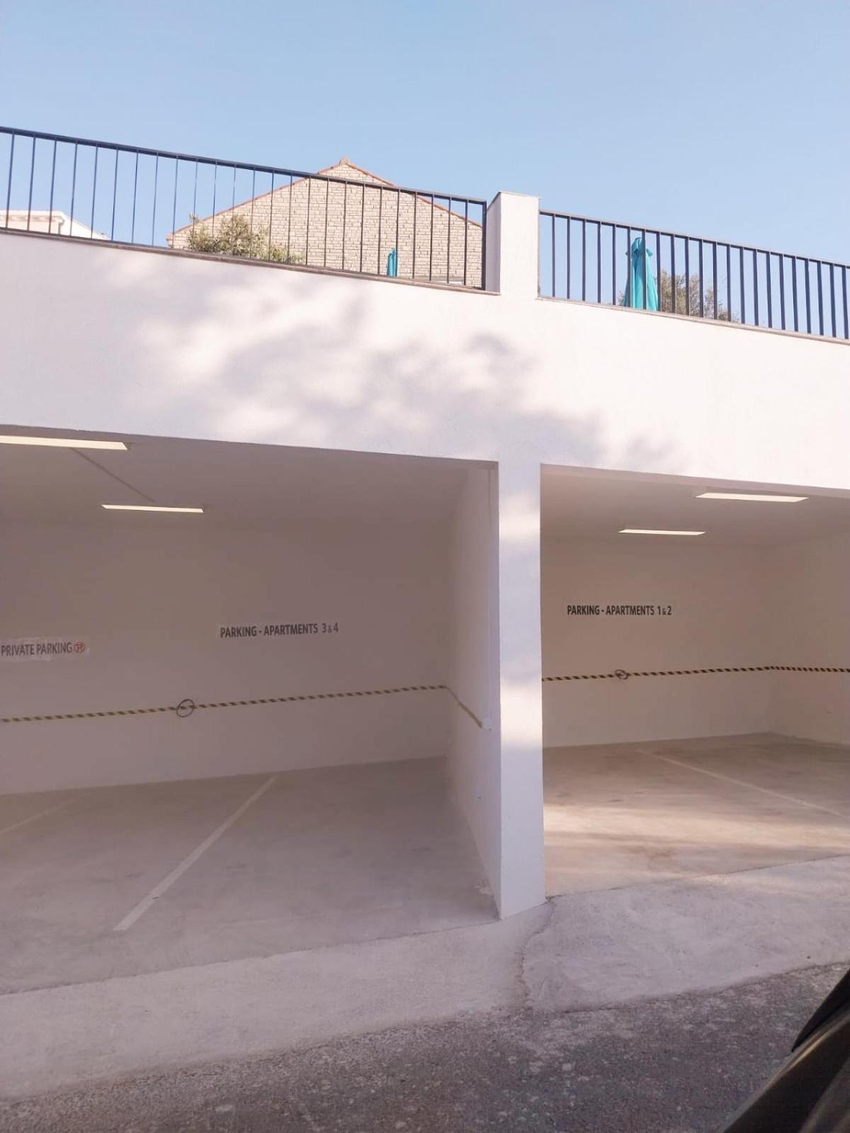Apartments Villa Marijeta With Free Parking Дубровник Екстериор снимка
